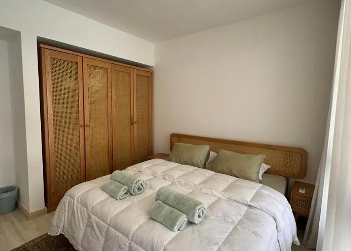 Apartment Bright & Calm 1br Pool View At G Cribs *